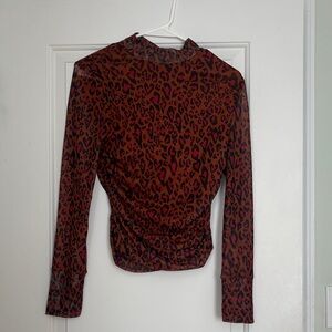 Farm rio Leopard Print Long Sleeve Top